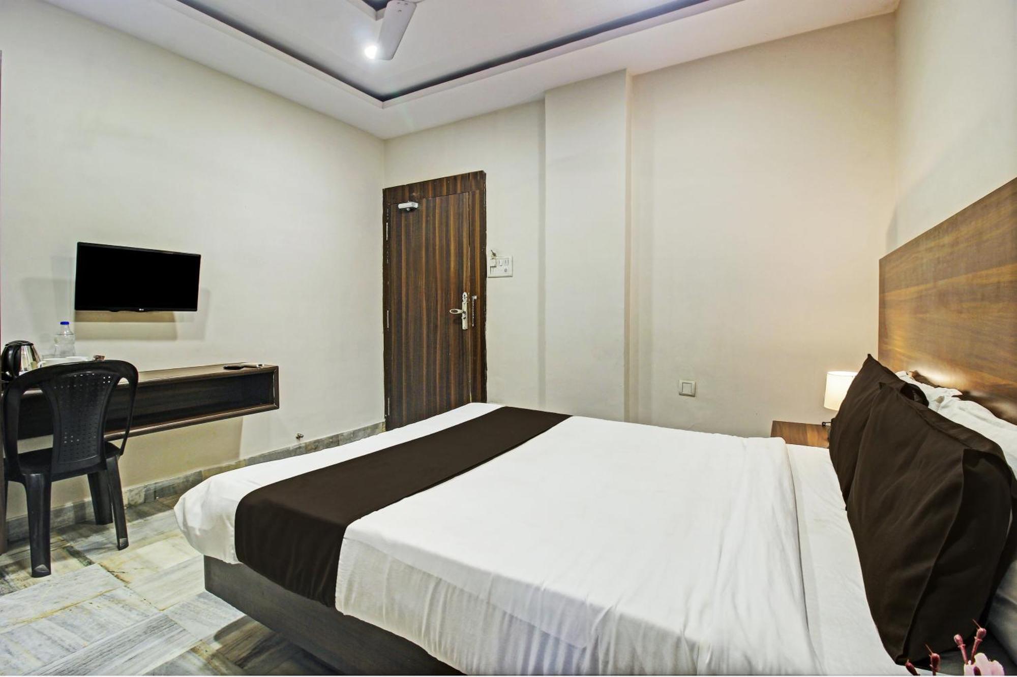 Hotel O Srujana Stay Inn Hyderabad Exteriör bild